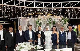 Manisa’da şehit Mehmet Uyar’ın kardeşi evlendi