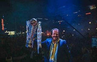 Mehmet Yiğiner’e Ankaragücü’nden "Onursal...