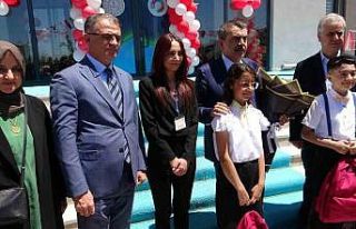 Milli Eğitim Bakanı Tekin, Erciş Bilim ve Sanat...