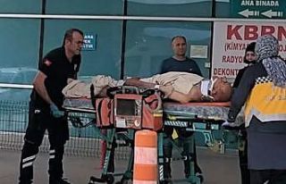 Motosiklet ile bisiklet çarpıştı; 1’i ağır...