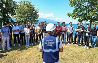 Mühendis adayları enerji üreten sistemleri yerinde...