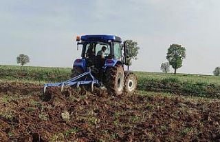 Nadasa hazırlanan tarlalar ekime hazırlanıyor