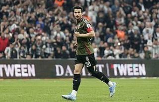 Necip Uysal 274 gün sonra formasına kavuştu