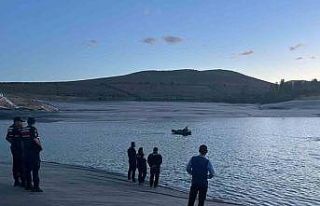 Niğde’de baraja düşen çocuk için kurtarma çalışması...