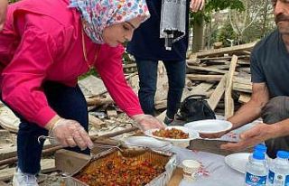 Öğrenciler 1 Mayıs’ta işçilerle bir araya geldi