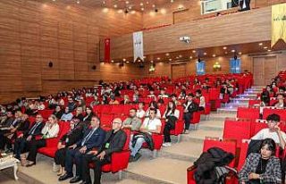 Öğrenciler ‘Liseler Arası İklim Münazarası’nda...