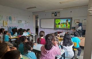 Öğrencilere Kırım Kongo Kanamalı Ateşi ve el...