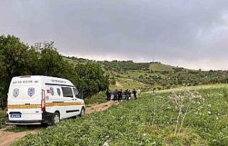 Otomobil içerisinde pompalı tüfekle öldürüldü