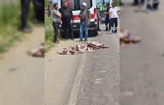 Otomobil ile çarpışan motosikletin sürücüsü...