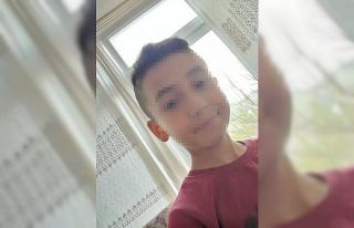 Otomobilin çarptığı bisikletli çocuk hayatını...