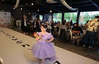 Özel çocuklar podyumda ışıldadı