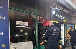 (ÖZEL) Kanser olan arkadaşı için baktığı dükkan...