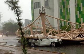 Pakistan’da etkili olan fırtına ve yağışlarda...