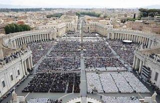Papa 14’üncü Leo binlerce kişinin katıldığı...