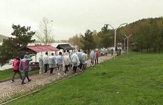 Polis gençlerle piknikte buluştu