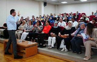 Polislere mutlu evliliğin püf noktaları anlatıldı