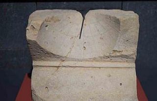 Roma Dönemi’ne ait güneş saati Samsun Müzesi’nde...