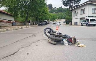 Safranbolu’da otomobille motosiklet çarpıştı:...