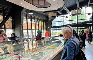 Sakarya Büyükşehir’den kadınlara kültür ve...