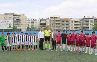 Salihli’de futbol şöleni başladı