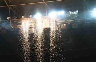 ’Şampiyonluk Gecesi’ kutlamalarında taraftar...