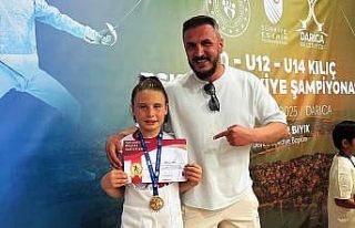 Samsunlu minik eskrimci gözünü olimpiyatlara dikti