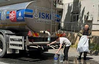 Sarıyer’de çöken yol vatandaşı suyundan etti:...