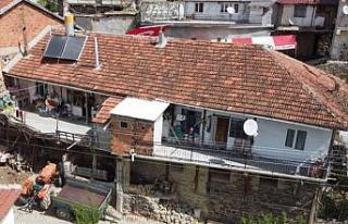 Şehit Önder Özen’in ailesine verdiği evi yenileme...