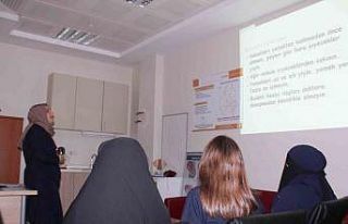 Siirt’te gebe okulu, kadınları doğuma ve anneliğe...