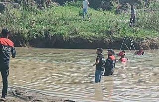 Siirt’te Kezer Çayı’nda kaybolan çocuk için...