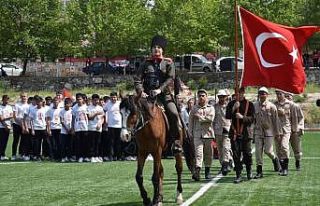 Sındırgı’da 19 Mayıs coşkusu stadyuma yaşandı
