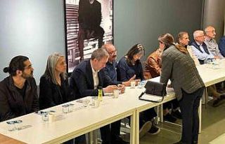 Sırrı Süreyya Önder’in yakınları Nazım Hikmet...