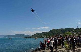 SOLOTÜRK Ordu’da gösteri uçuşu yaptı