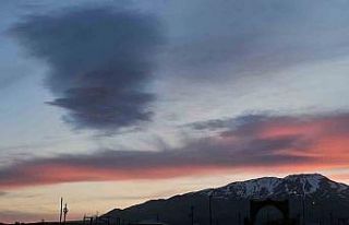 Süphan Dağı’nda göz kamaştıran gün batımı