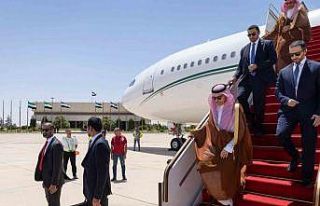 Suudi Arabistan ve Katar’dan Suriye’deki devlet...