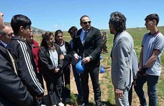 Tatvan’da fidanlar toprakla buluştu