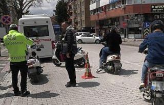 Tavşanlı’da ehliyetsiz ve kasksız sürücülere...