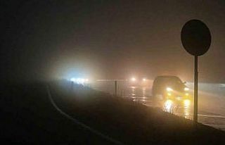 Tekirdağ-Malkara yolunda yoğun sis ve sağanak yağış...