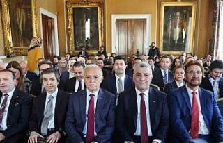 Ticaret Bakanı Bolat, Türkiye-İngiltere İş Forumu’nda...