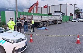 Tırla çarpışan motosikletin 16 yaşındaki sürücüsü...