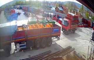 Tokat’ta harekete geçen kamyonet park halindeki...