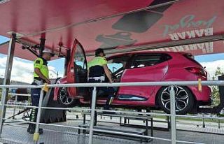 Trafik kazasında yaşadığını tekrar yaşadı