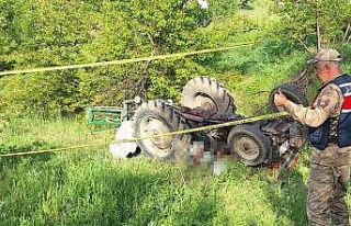 Traktörün altında kalan sürücü hayatını kaybetti