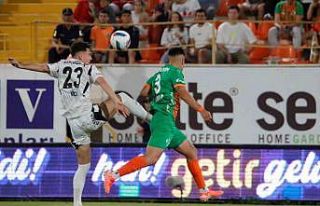 Trendyol Süper Lig: Alanyaspor: 1 - Beşiktaş: 1...