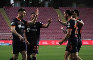 Trendyol Süper Lig: Atakaş Hatayspor: 1 - Başakşehir:...