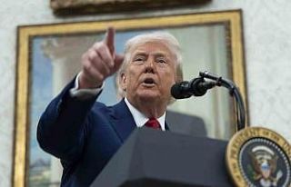 Trump, Ukrayna’da barış için Putin ve Zelenskiy...