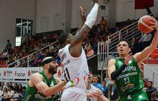 Türkiye Sigorta Basketbol Süper Ligi: Aliağa Petkimspor:...