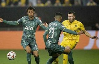 UEFA Avrupa Ligi’nde finalin adı: Manchester United...