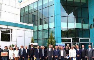 Uludağ Üniversitesi’nde kitap kurtları ödüllendirildi