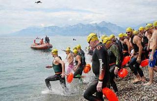 Uluslararası Açık Su Yüzme Yarışı X-WATERS...